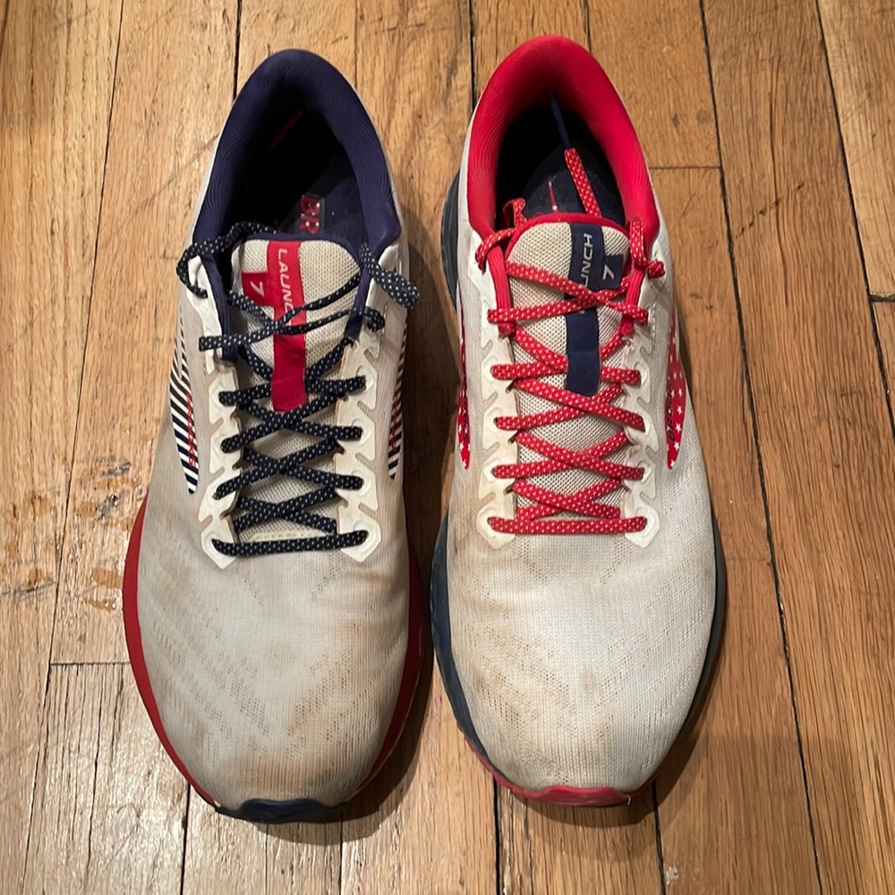 Limited Edition Brooks Launch 7 Stars & Stripes Running Shoe Size 9.5